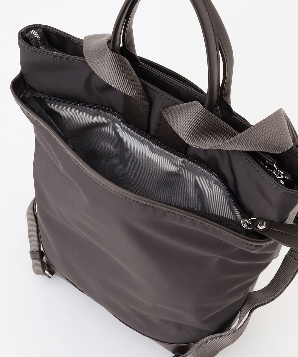 Y'SACCS シルキーリュクスバックパック 