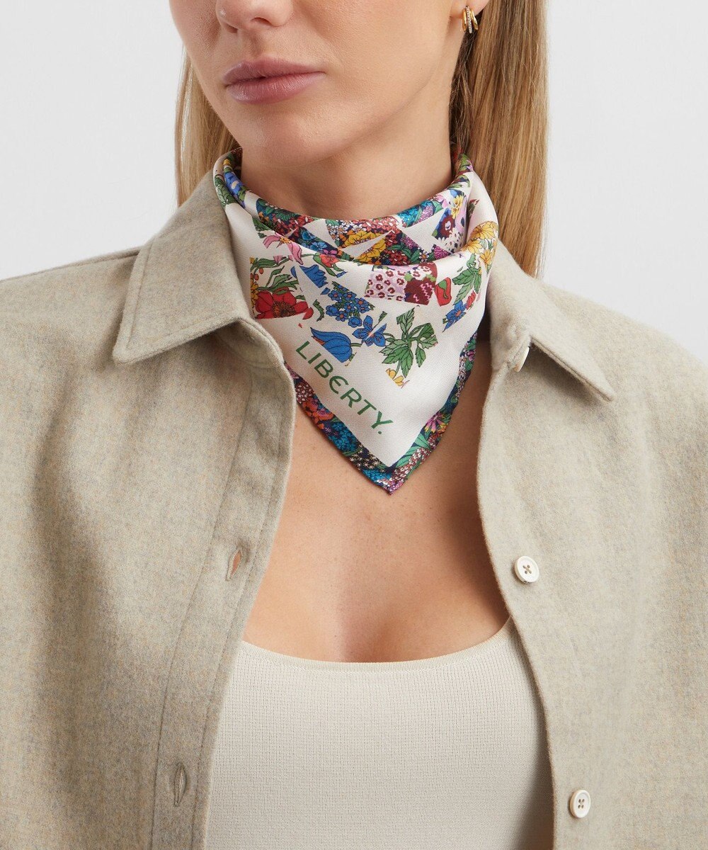 LIBERTY. リトールド パッチワーク 45x45 シルク スカーフ 