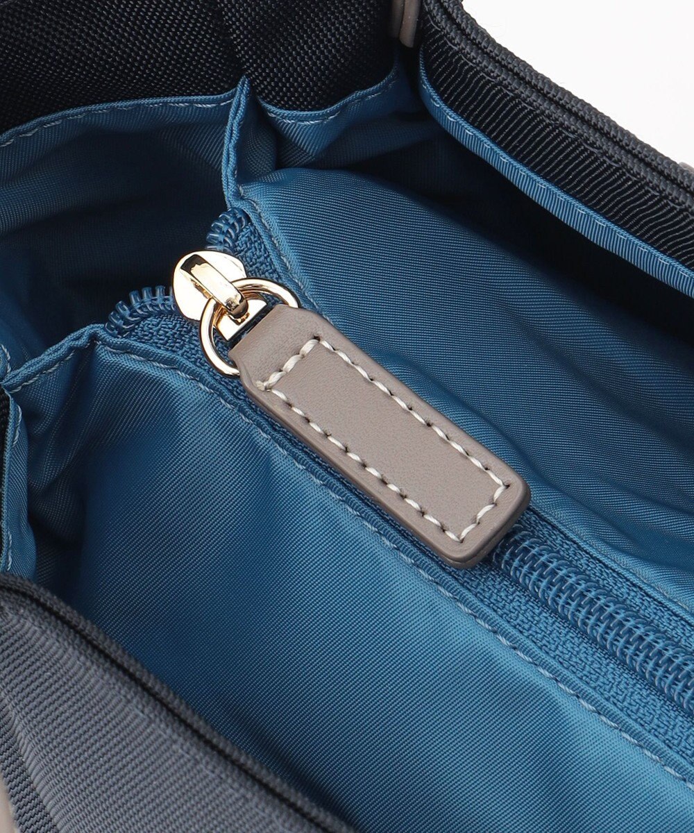 LA BAGAGERIE ポリエステルキャンバス　A4トート 