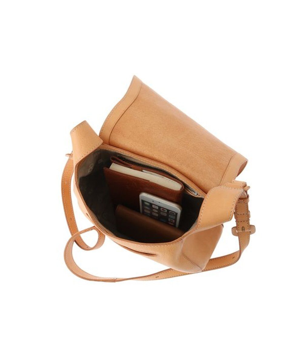 genten クオイオ　かぶせ付きショルダーバッグ 