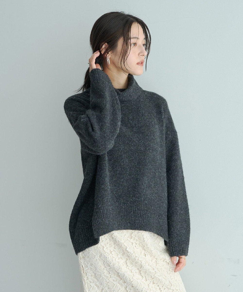 YECCA VECCA スリットタートルネックニット 