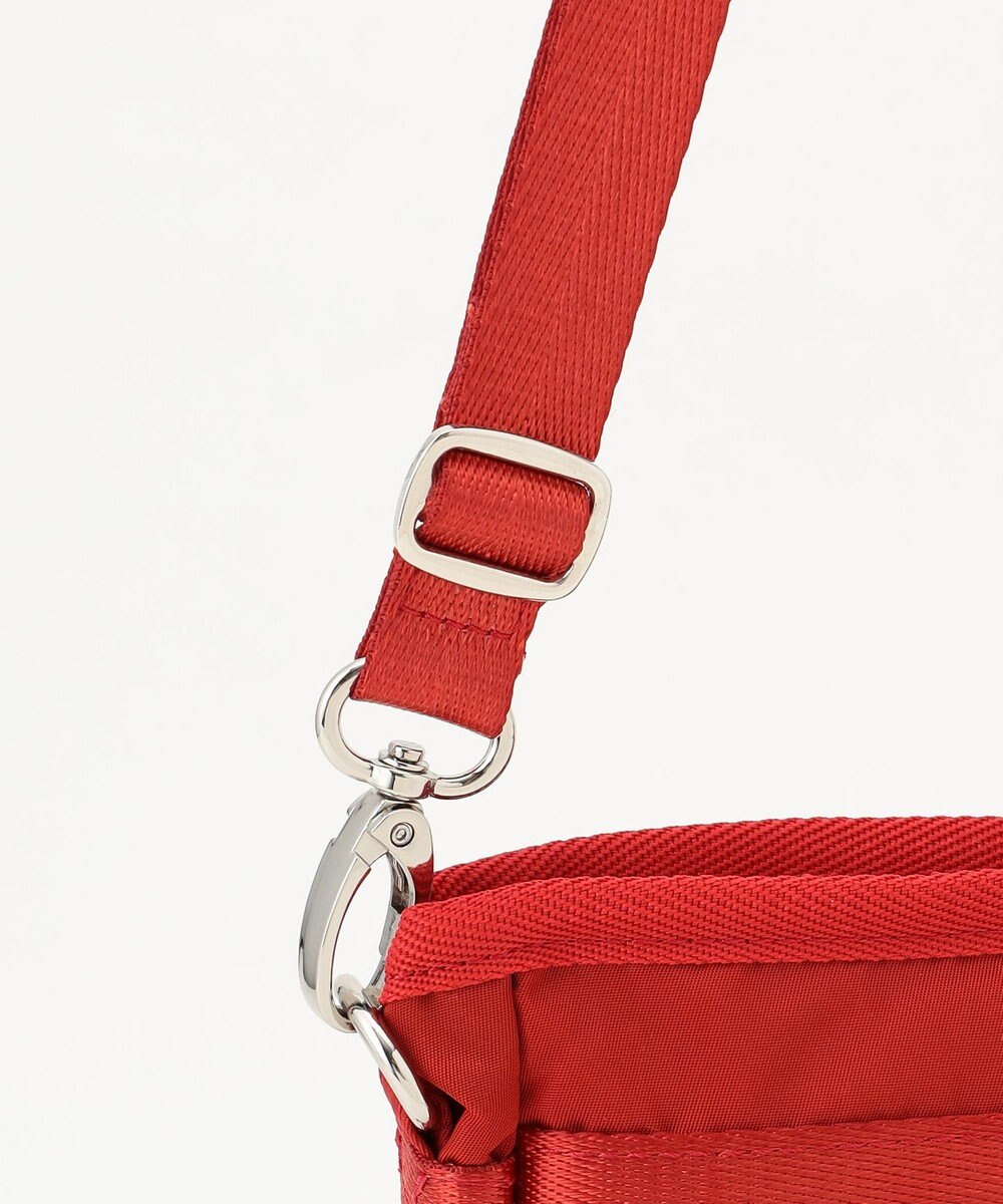 Y'SACCS テープデザイン　トラベルポシェット 