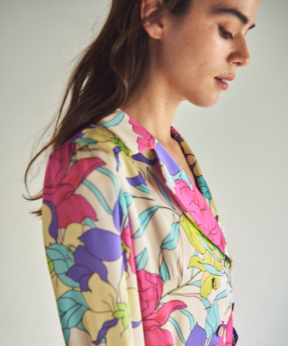 GRACE CONTINENTAL フラワープリントテーラーワンピース 