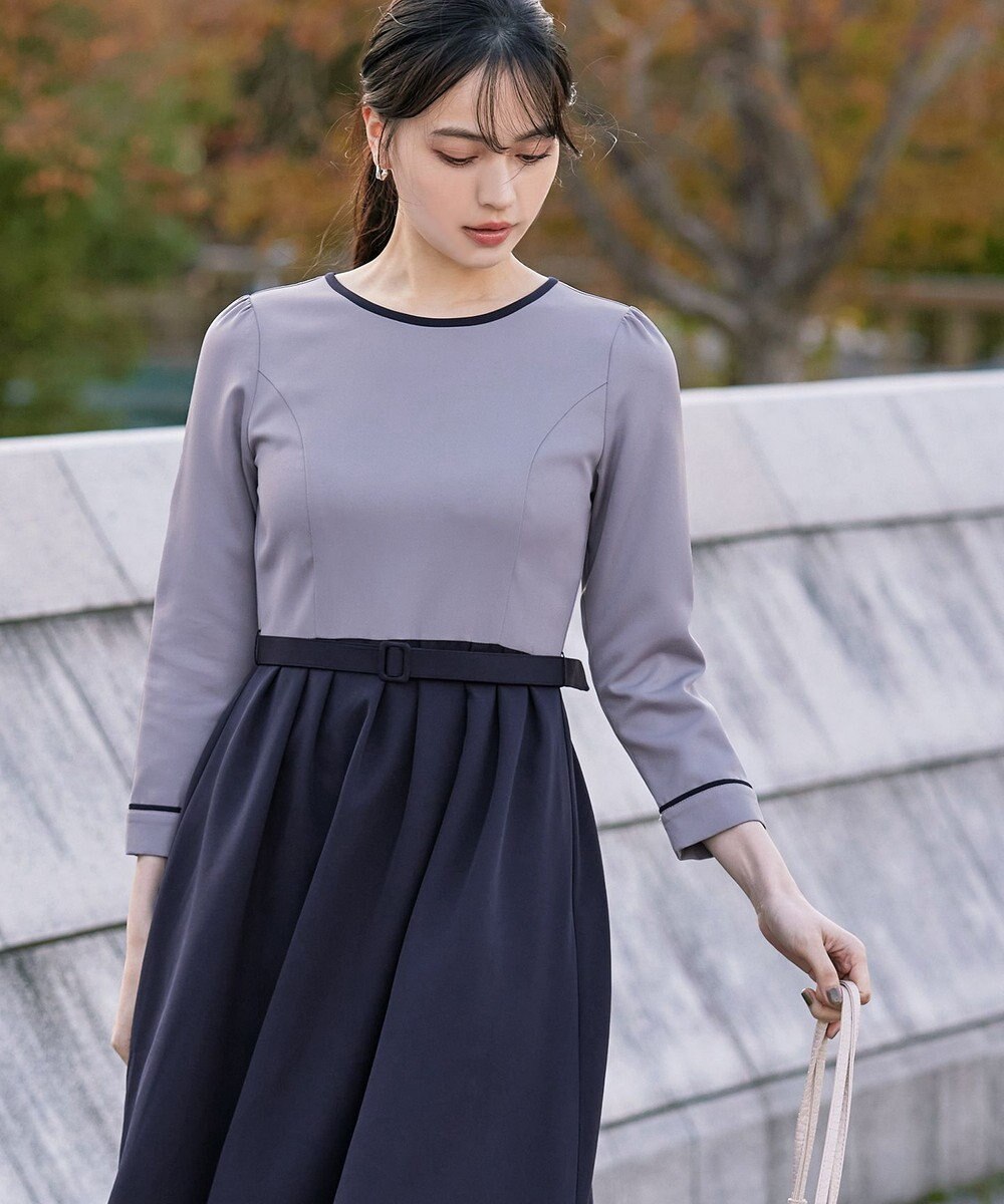 Tiaclasse L 【洗える】バックルベルト付き配色フレアワンピース 