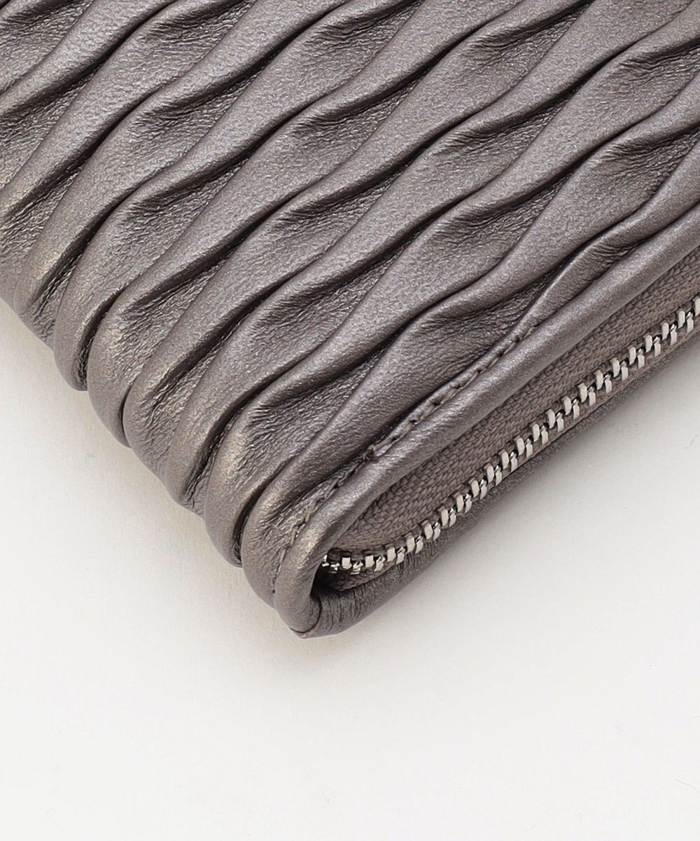 LA BAGAGERIE シープレザープリーツ加工ラウンドウォレット 