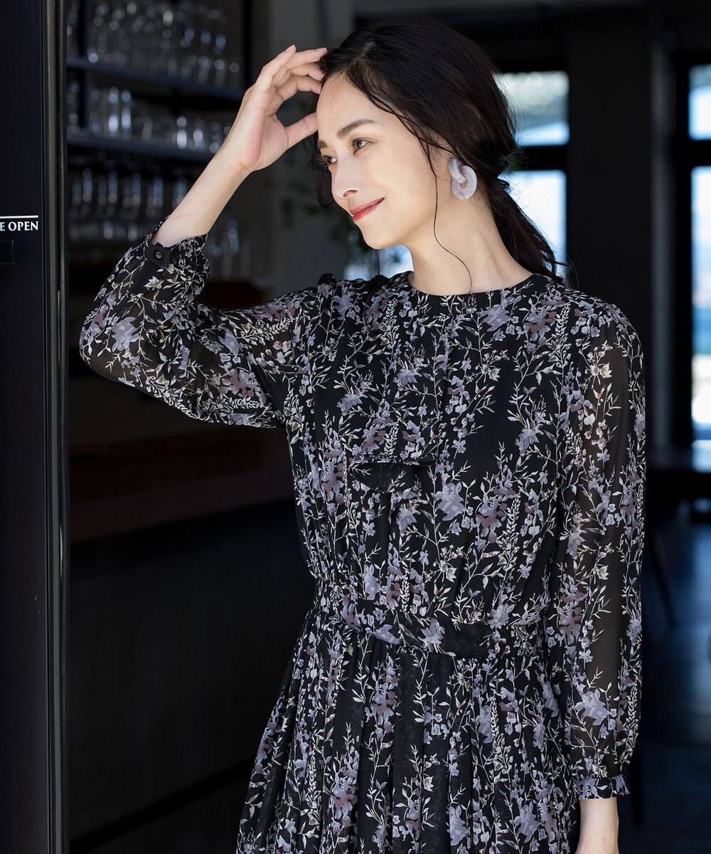 Tiaclasse 【新色追加・洗える】花柄フリルドレープワンピース 