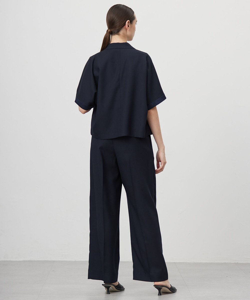 ICB 【UVケア・接触冷感・速乾・防シワ・洗える】 FluidBackSatin クロップドジャケット 