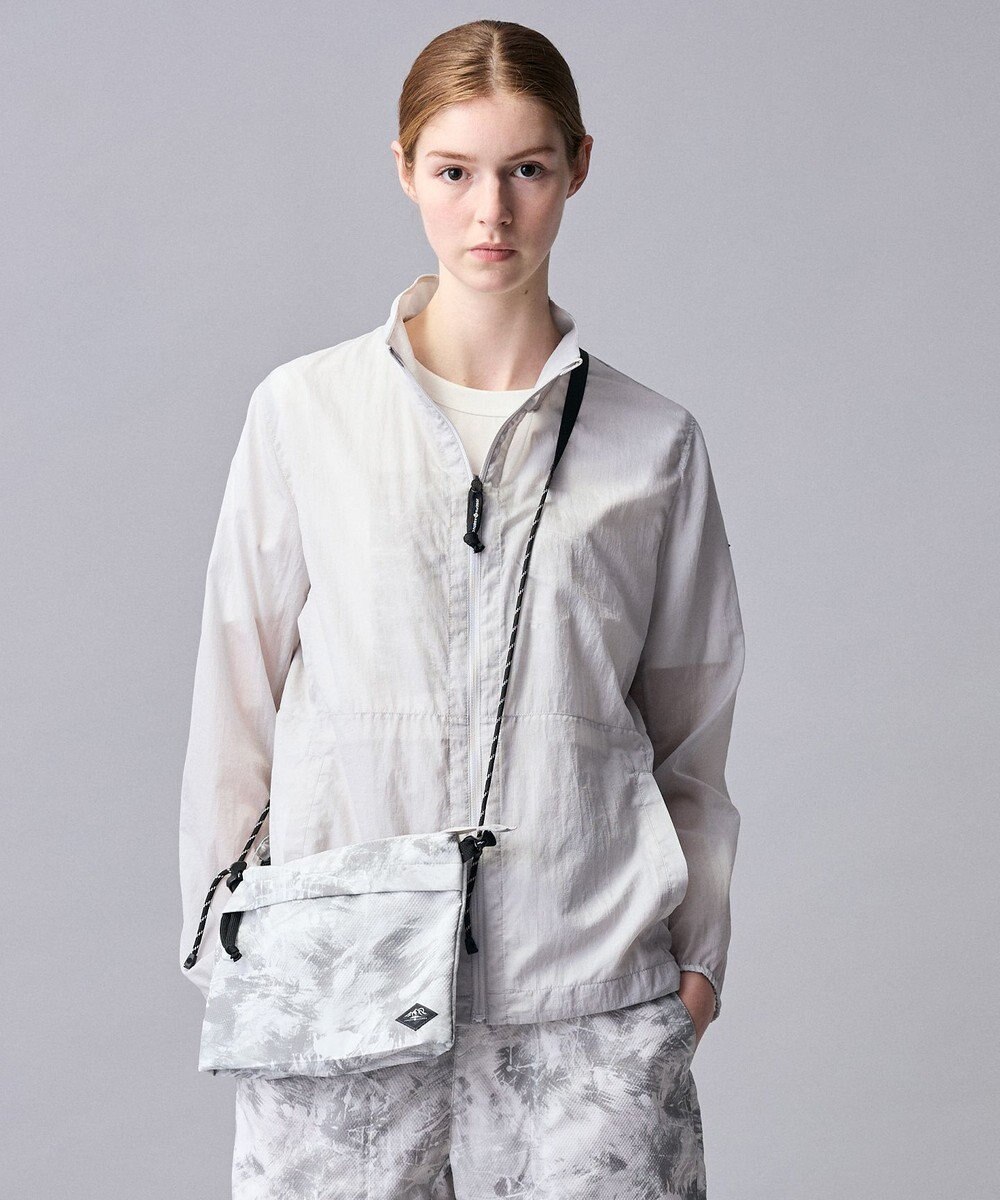 JOSEPH ABBOUD MOUNTAIN 【軽量/ECO撥水/ポケッタブル】ナイロンフライリップ ブルゾン 