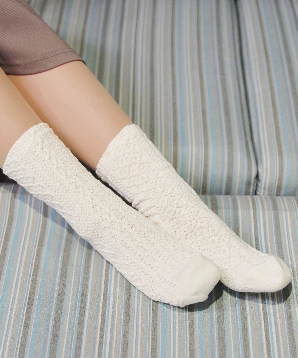 Tiaclasse ケーブル柄編みソックス 