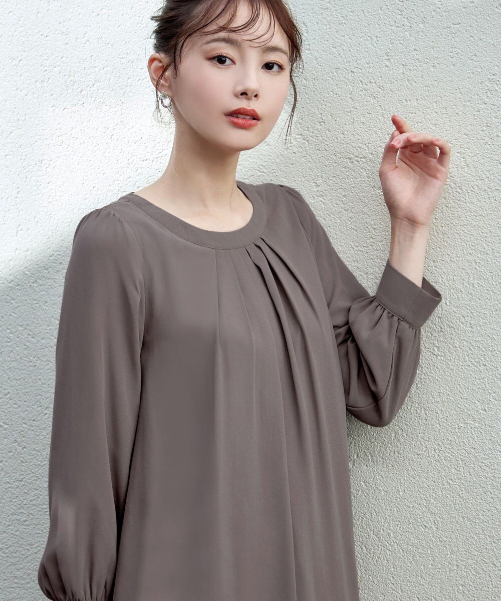 Tiaclasse L 【新色追加・洗える】裏起毛ジョーゼット胸元タックチュニックブラウス 