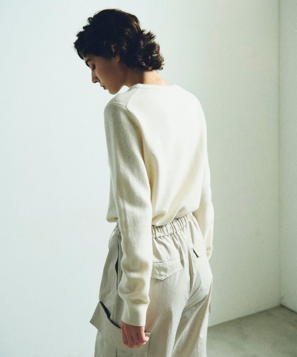 GRACE CONTINENTAL エンブレム刺繍ニットトップ 