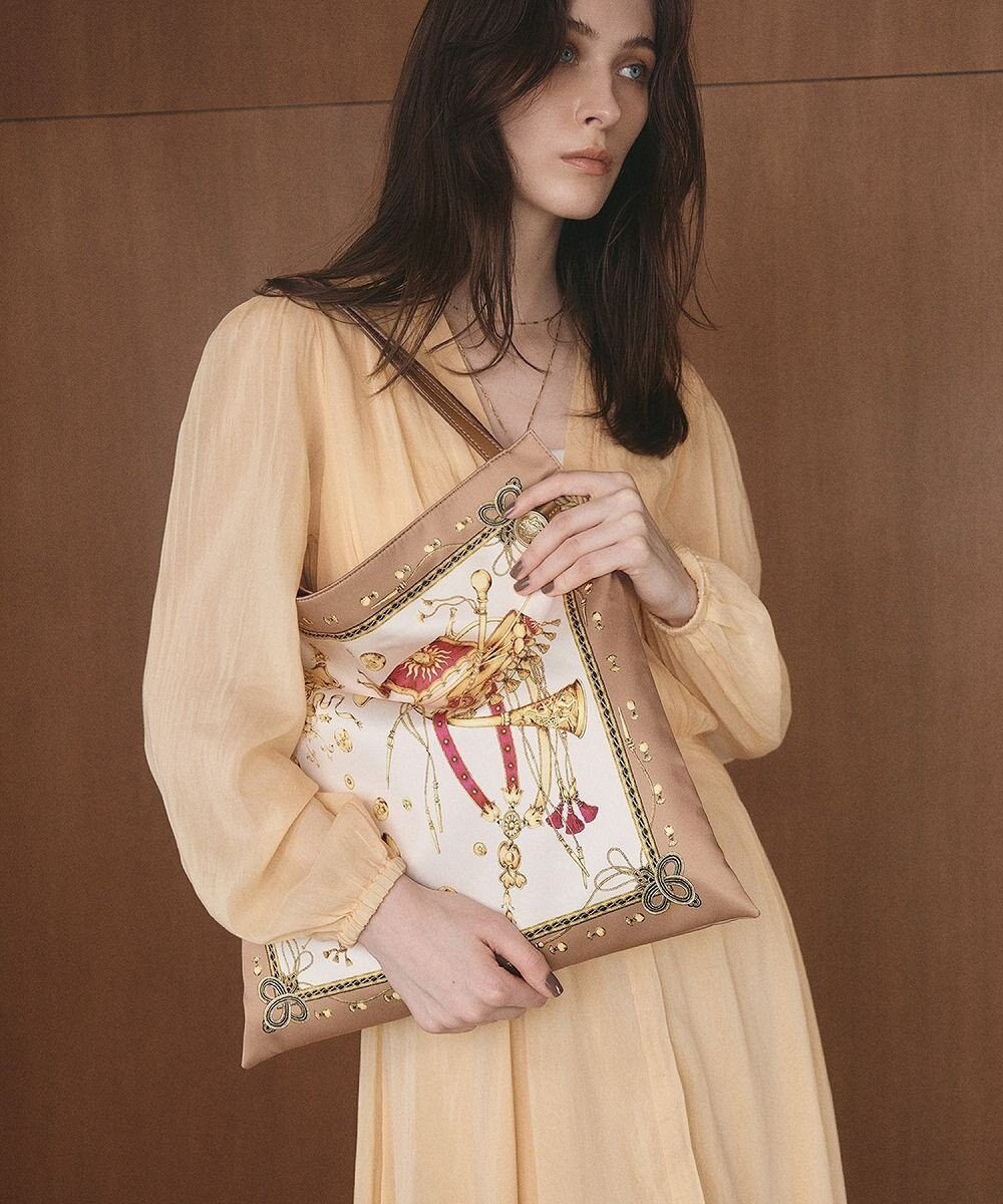 TOPKAPI 【TREASURE TOPKAPI】マイルドサテン スカーフ柄 トートバッグ 