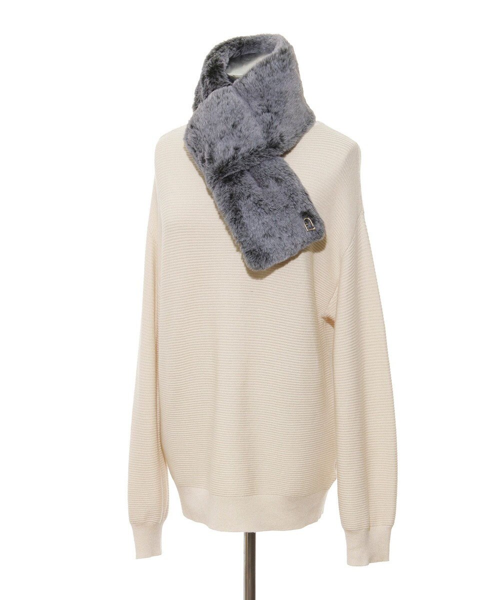 MOONBAT 【WEB限定】FURLA スノートップ チャーム付きフェイクファーマフラー 