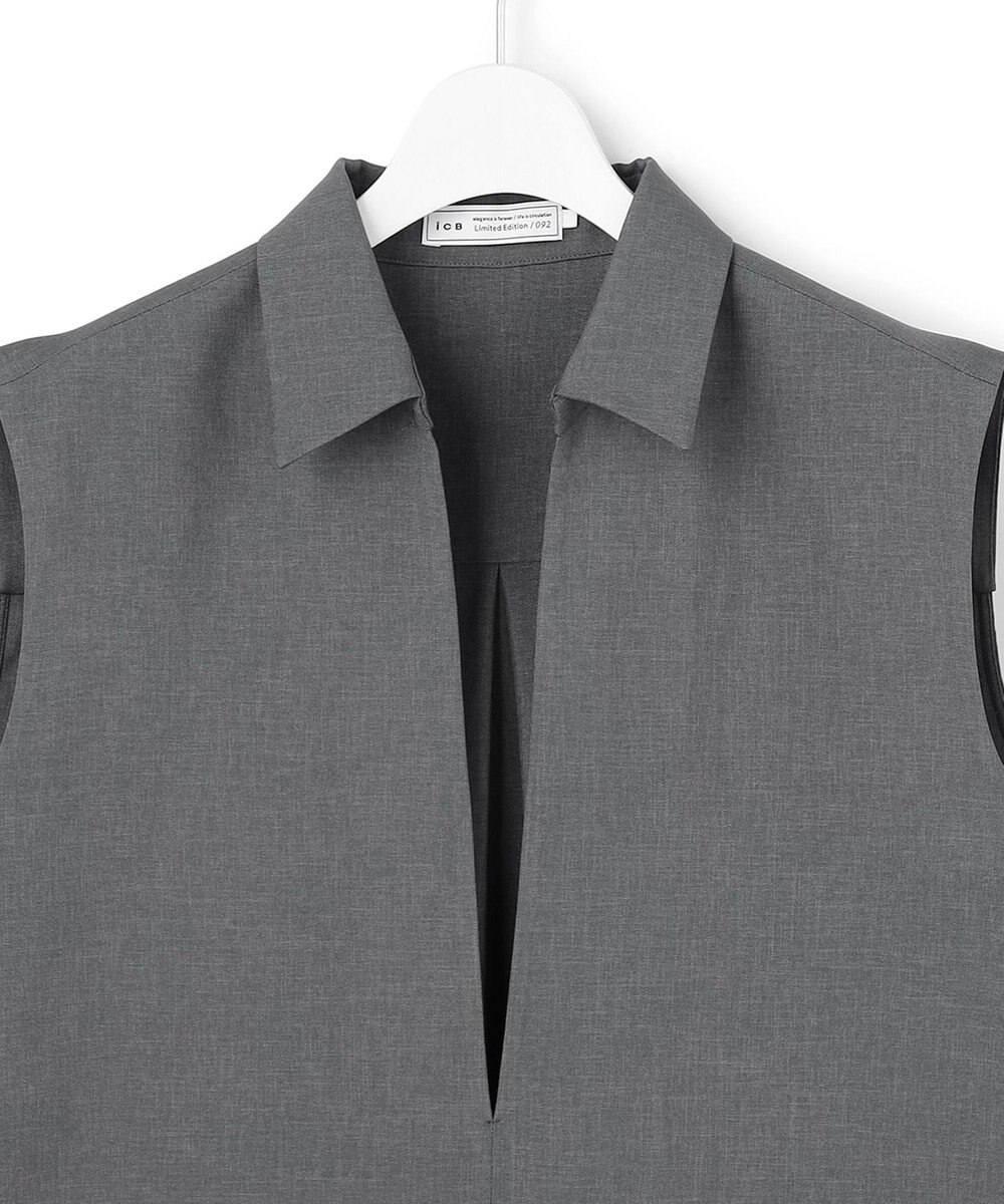 ICB 【WEB＆一部店舗限定】SerikaWorsted ノースリーブスキッパーブラウス 
