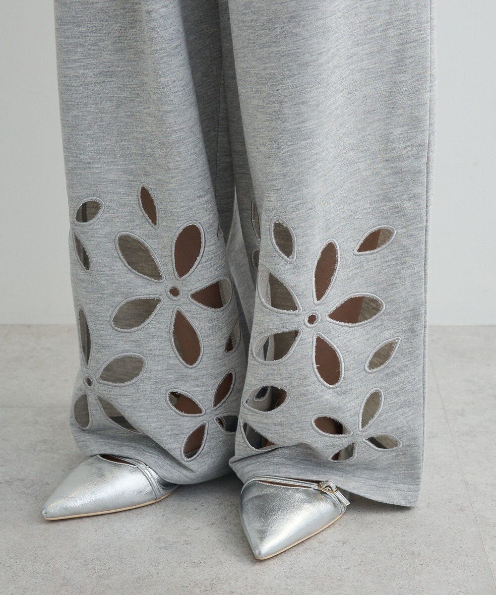 Green Parks フラワーくり抜き刺繍スウェットワイドパンツ 