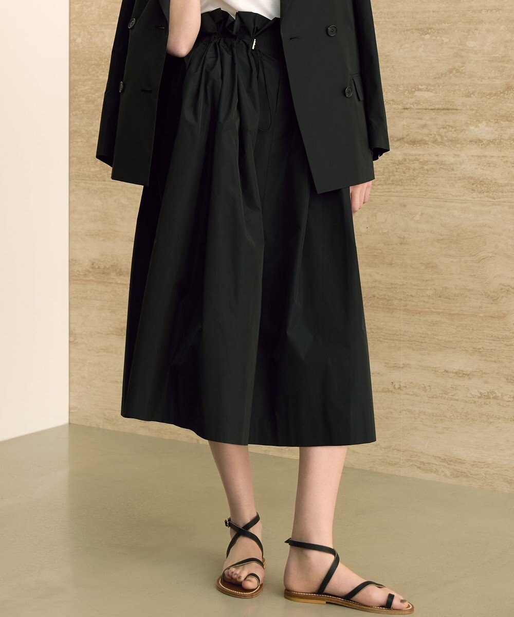 23区 S 【R(アール)】LIMONTAマイクロタフタ ドロスト フレアスカート 