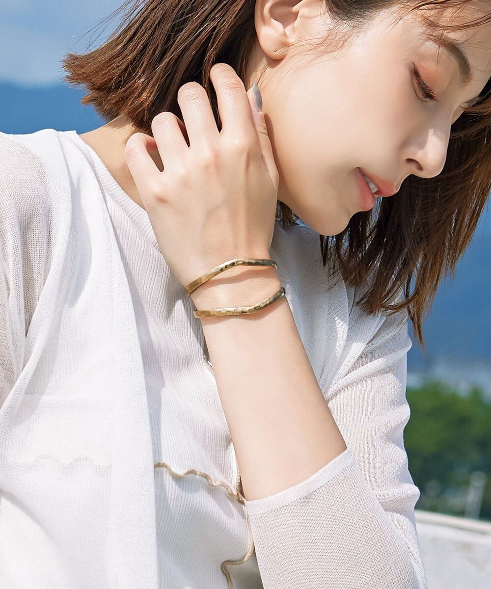 Tiaclasse アンティークバングル 