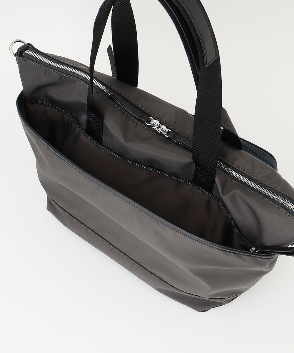 Y'SACCS ナイロン×リサイクルレザー　コンビマルチトート 