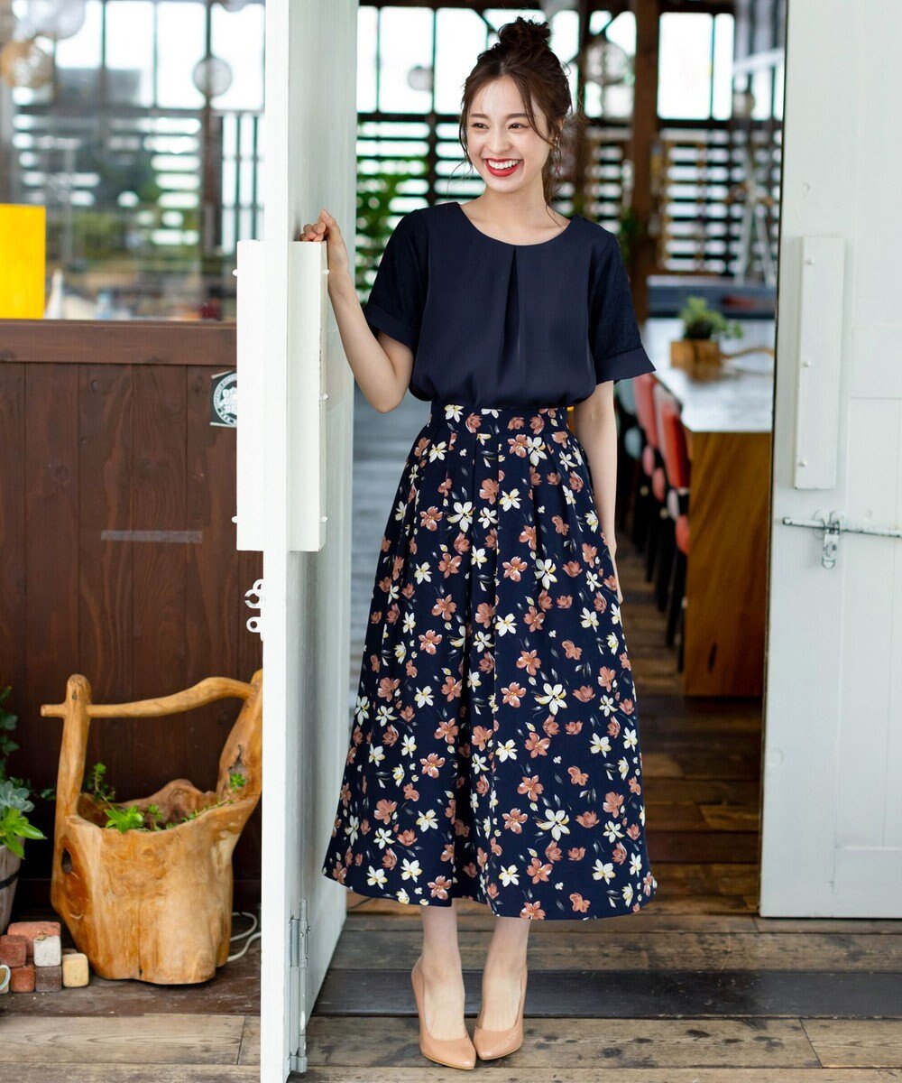 Tiaclasse 【新色追加・洗える】体型カバーも叶うレーススリーブブラウス 