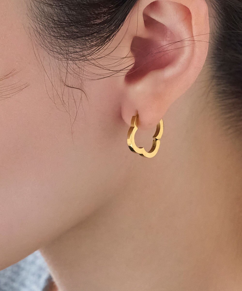 Phoebe 【金属アレルギー対応】フラワーワンタッチフープピアス　ゴールド/サージカルステンレス（片耳） 