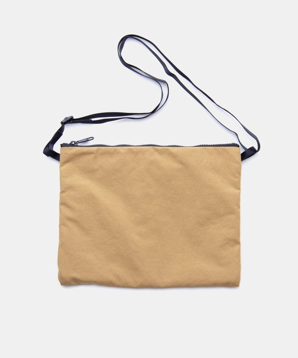 NIZYU KANO LIGHT NYLONサコッシュS 