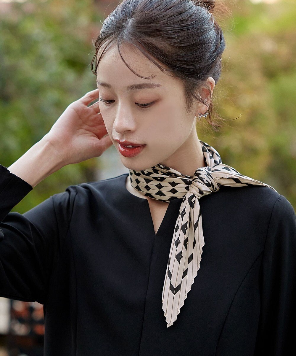 Tiaclasse 【選べる柄タイプ】プリーツスカーフ 