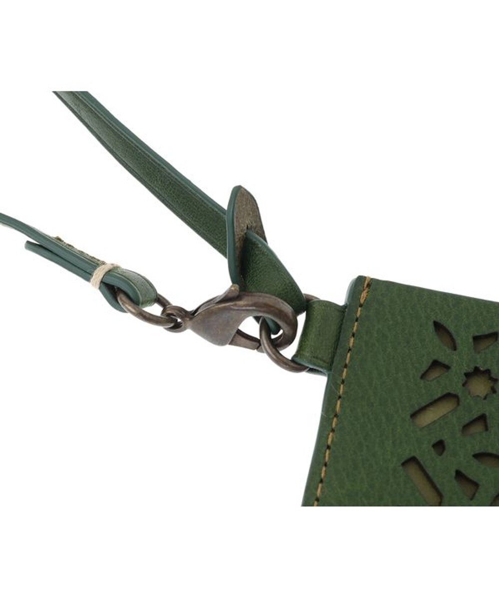 genten ダイヤカットワーク　パスケース 