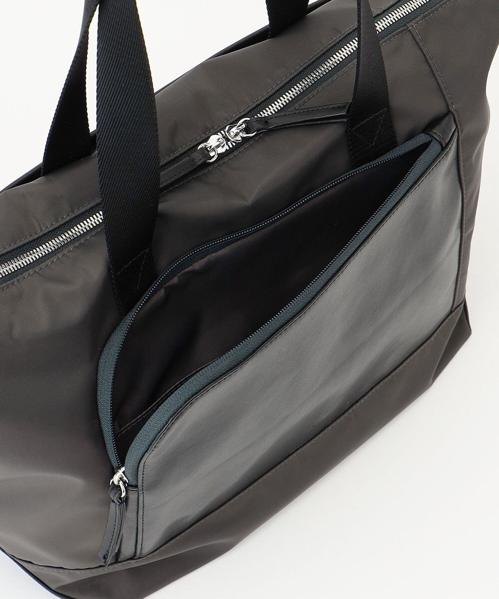 Y'SACCS ナイロン×リサイクルレザー　コンビマルチトート 