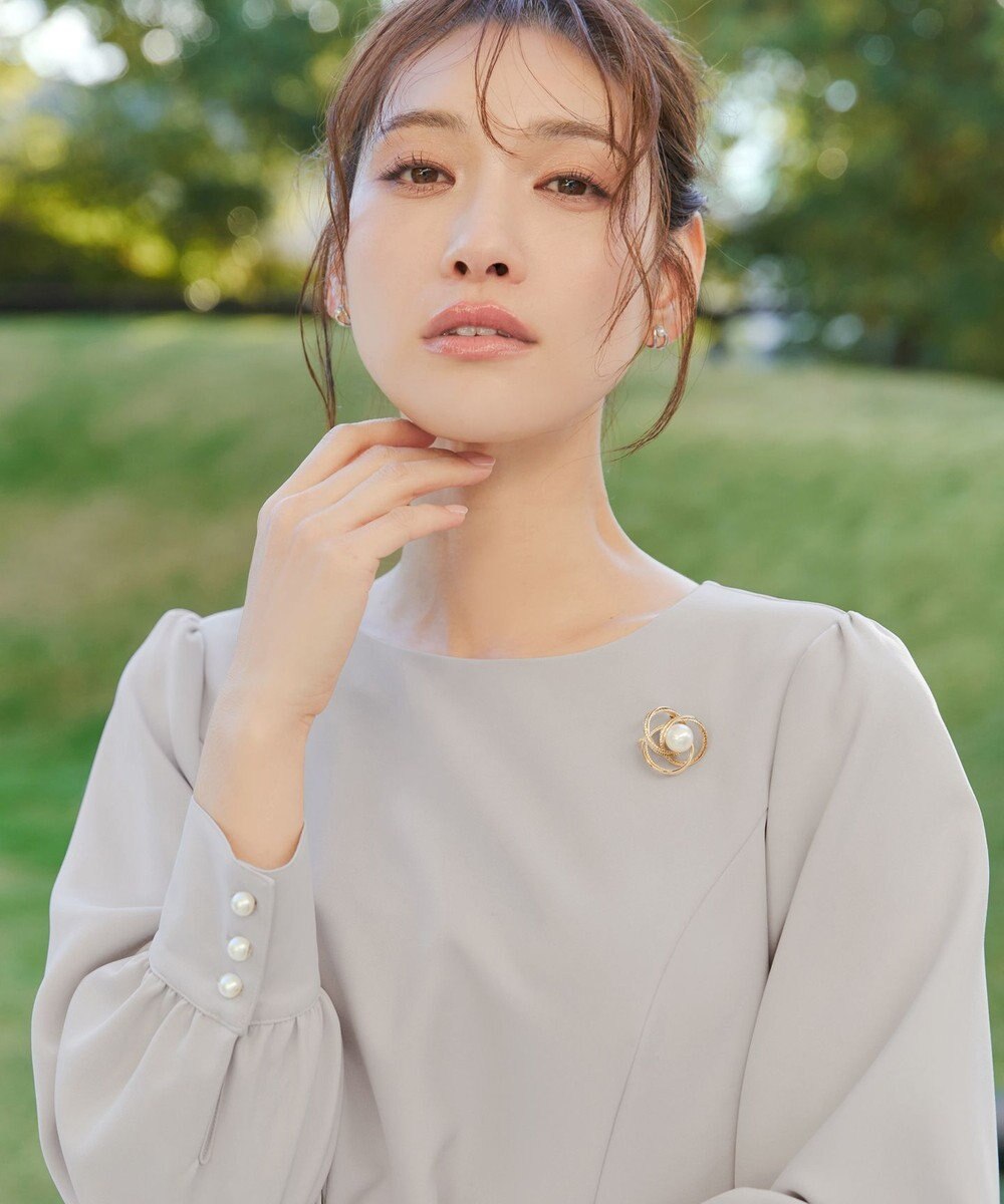 Tiaclasse 【ダブルクロス】パフスリーブペプラムチュニックブラウス 