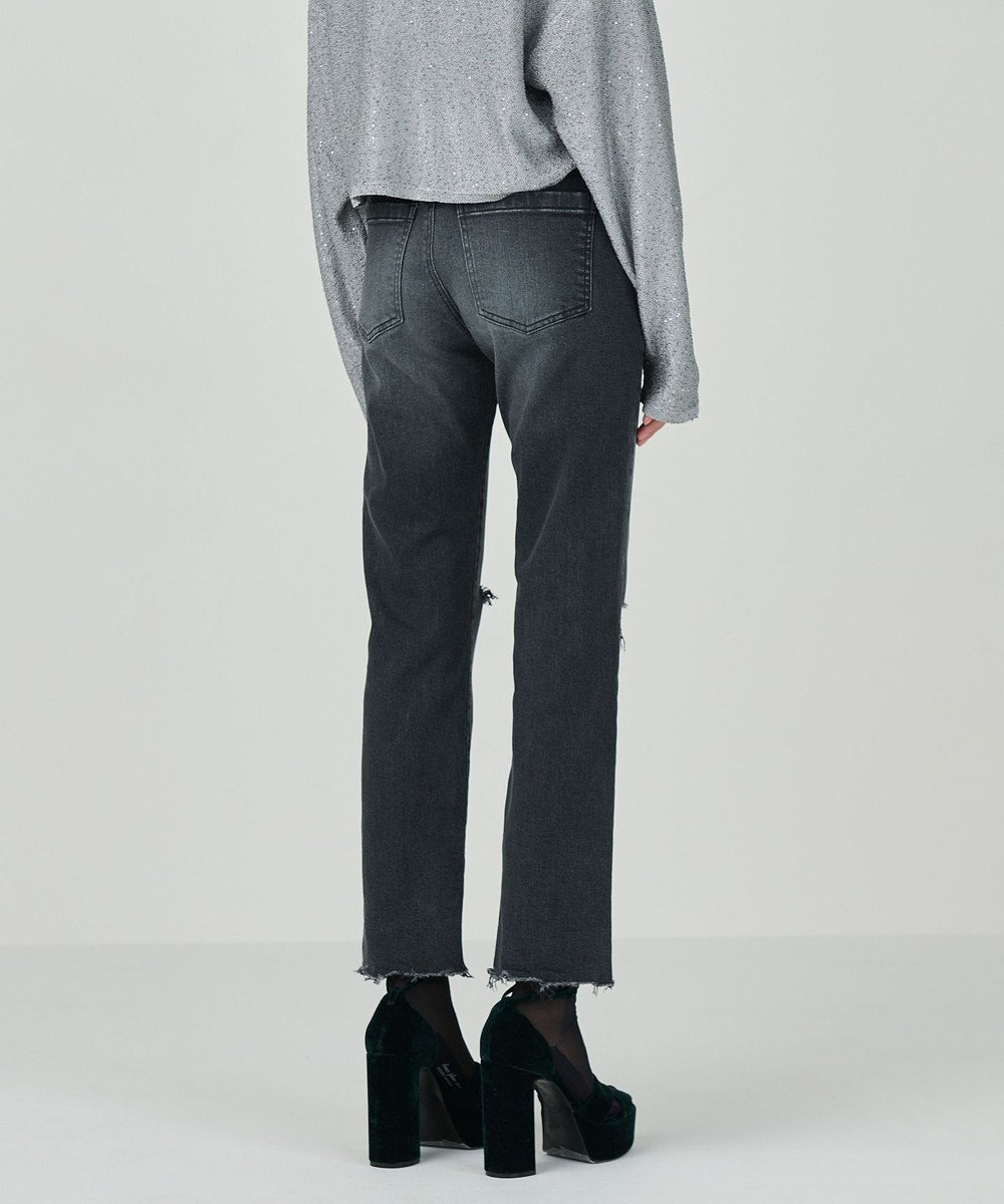 GRACE CONTINENTAL スリムブラックデニムパンツ 