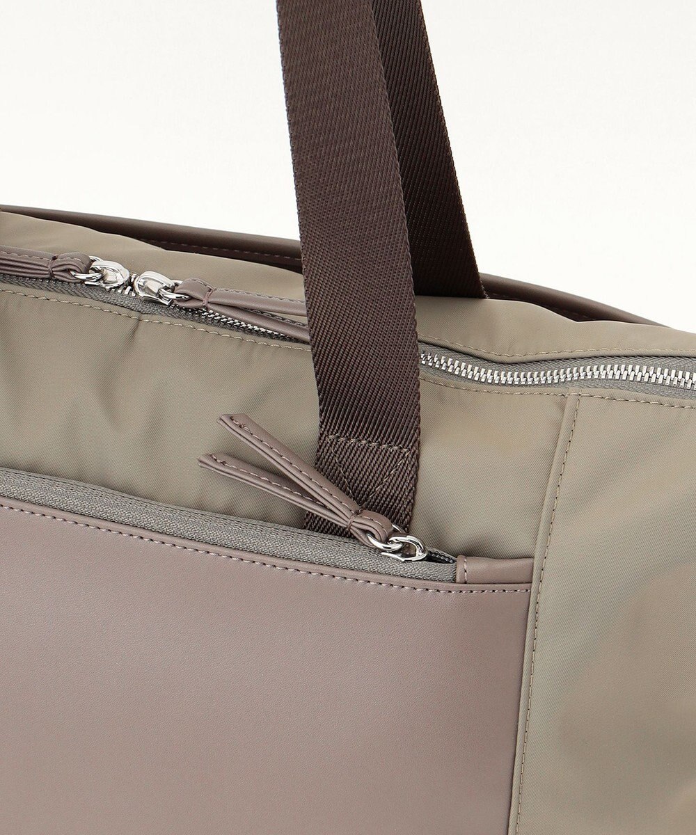 Y'SACCS ナイロン×リサイクルレザー　コンビマルチトート 