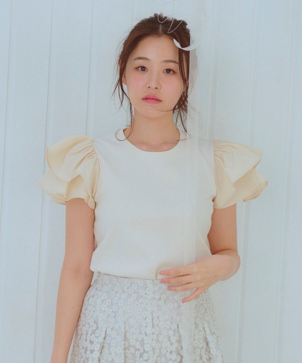 Feroux フリル袖  Tシャツ 