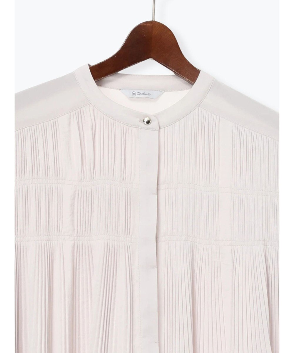 Te chichi プリーツサテンブラウス 