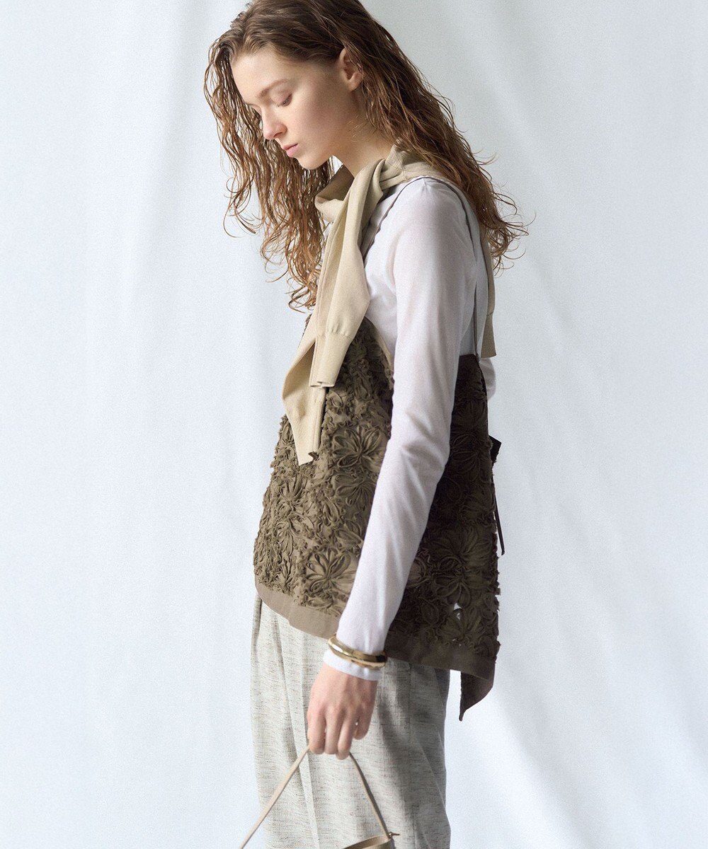 23区 【先行予約】リボンエンブロイダリー キャミソール 