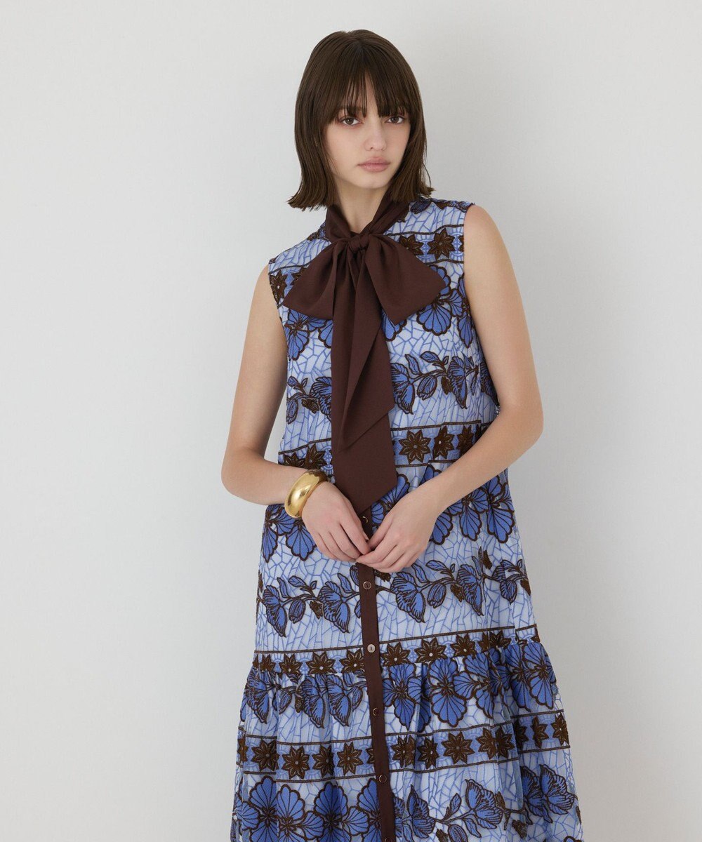 GRACE CONTINENTAL フラワーボーダー刺繍ワンピース 