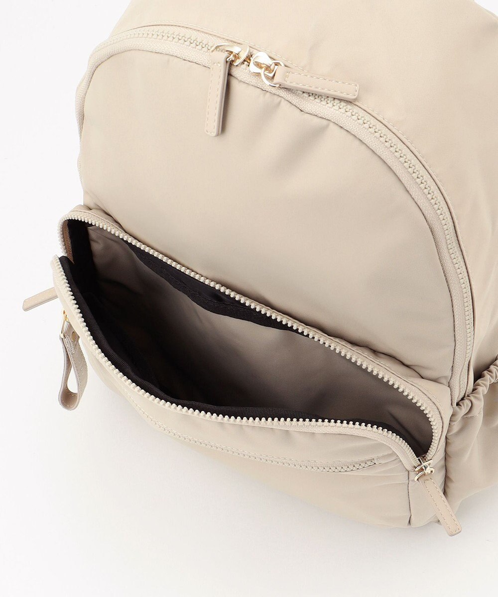 TOCCA 【A4サイズ収納可・WEB＆一部店舗限定】CAROVANA BACKPACK 10ポケットバックパック 