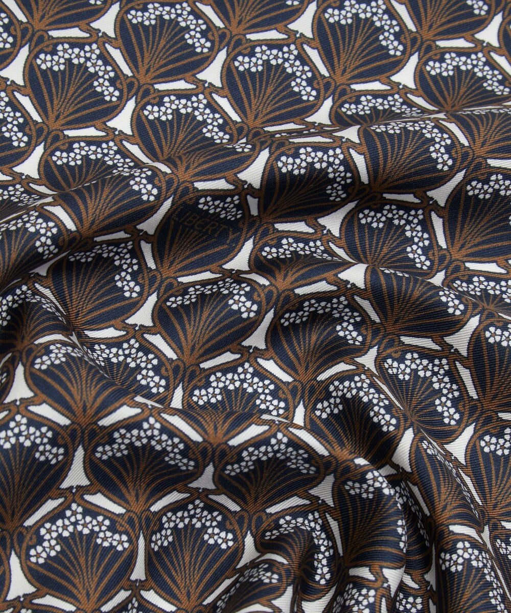 LIBERTY. アイフィス ストライプ 45x45 シルクスカーフ 