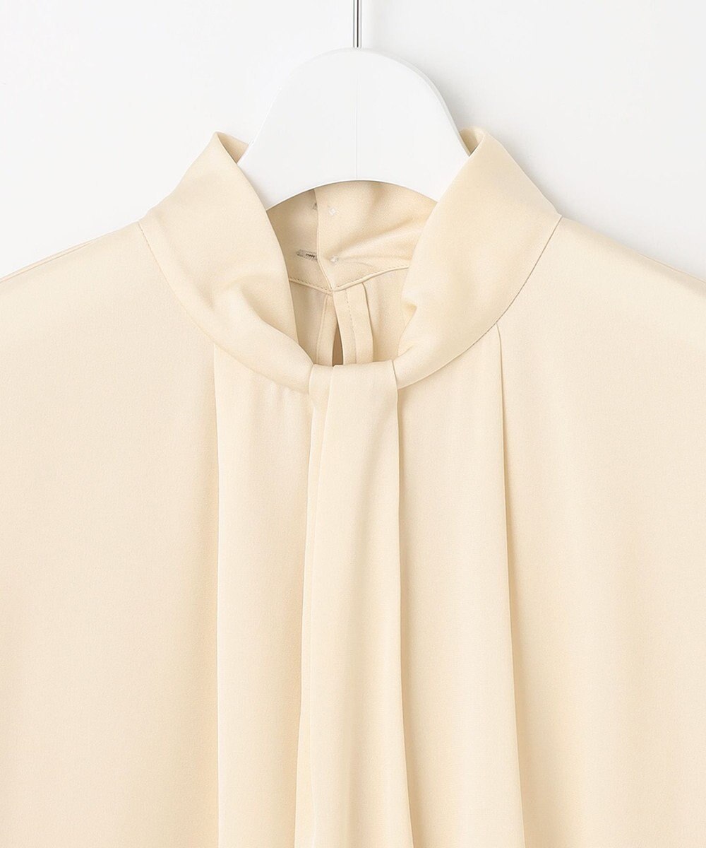 自由区 L 【洗える/UVケア/吸放湿性】シルクストレッチ ハイネックブラウス 