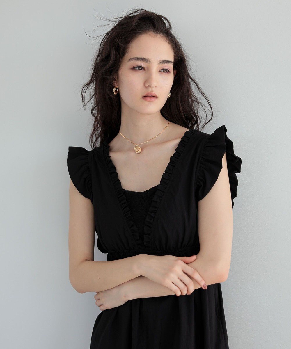 Green Parks ■ＥＳＣＡＲ　フリルＶネックワンピース 