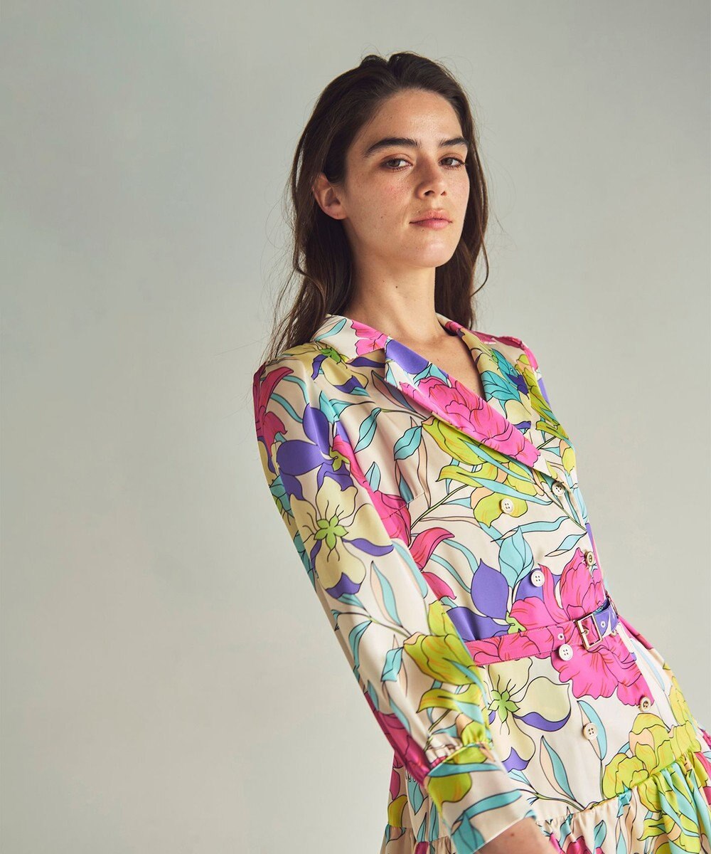 GRACE CONTINENTAL フラワープリントテーラーワンピース 