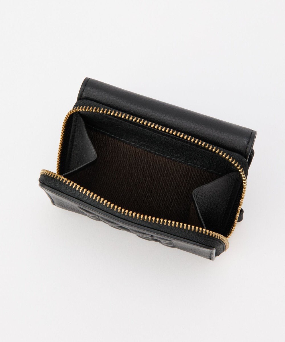 russet 【2025AW新作】エンボスモノグラム三つ折りウォレット(SO-433) 