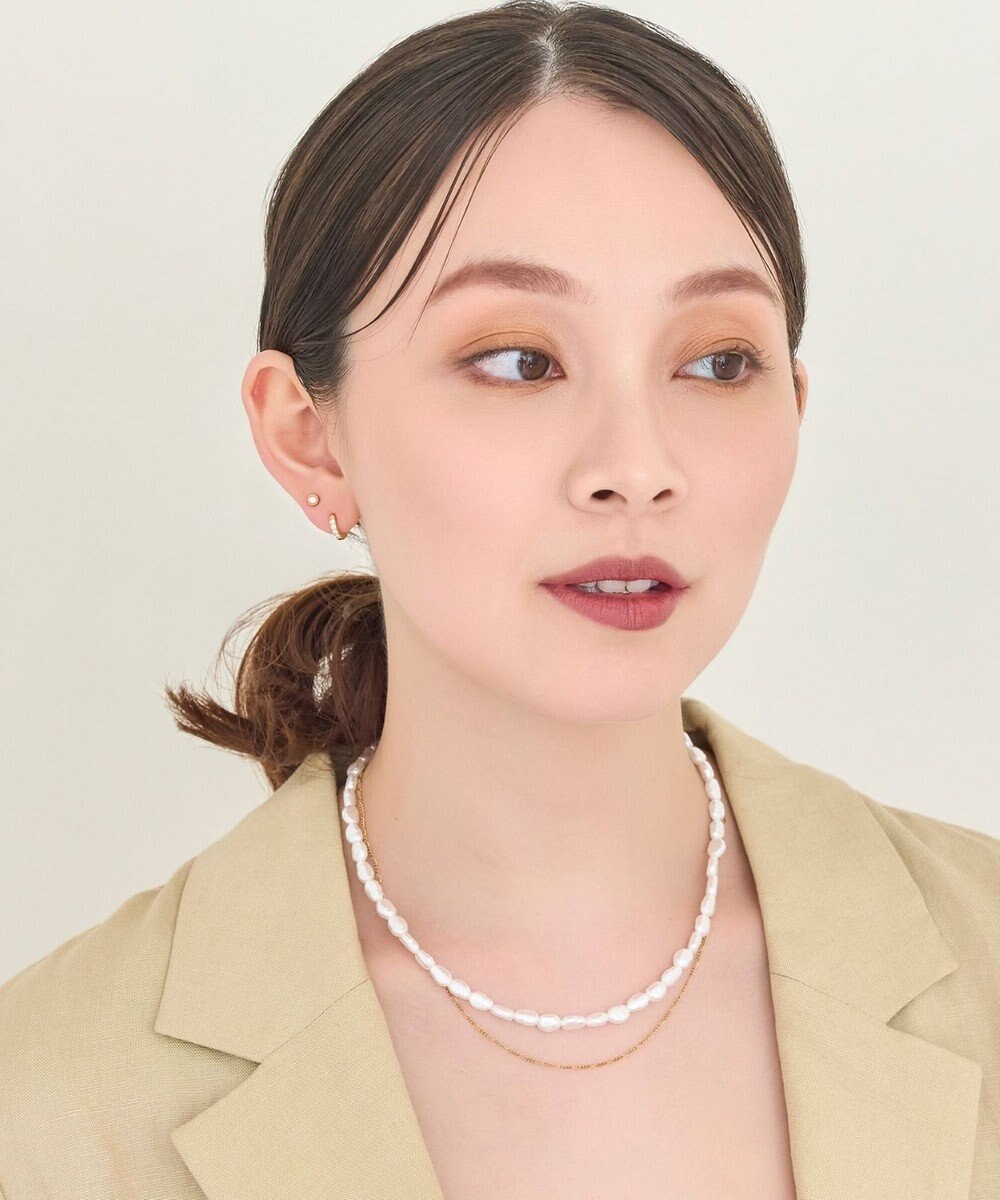 Phoebe 【金属アレルギー対応】プチシャイニングピアス　ゴールド/サージカルステンレス 