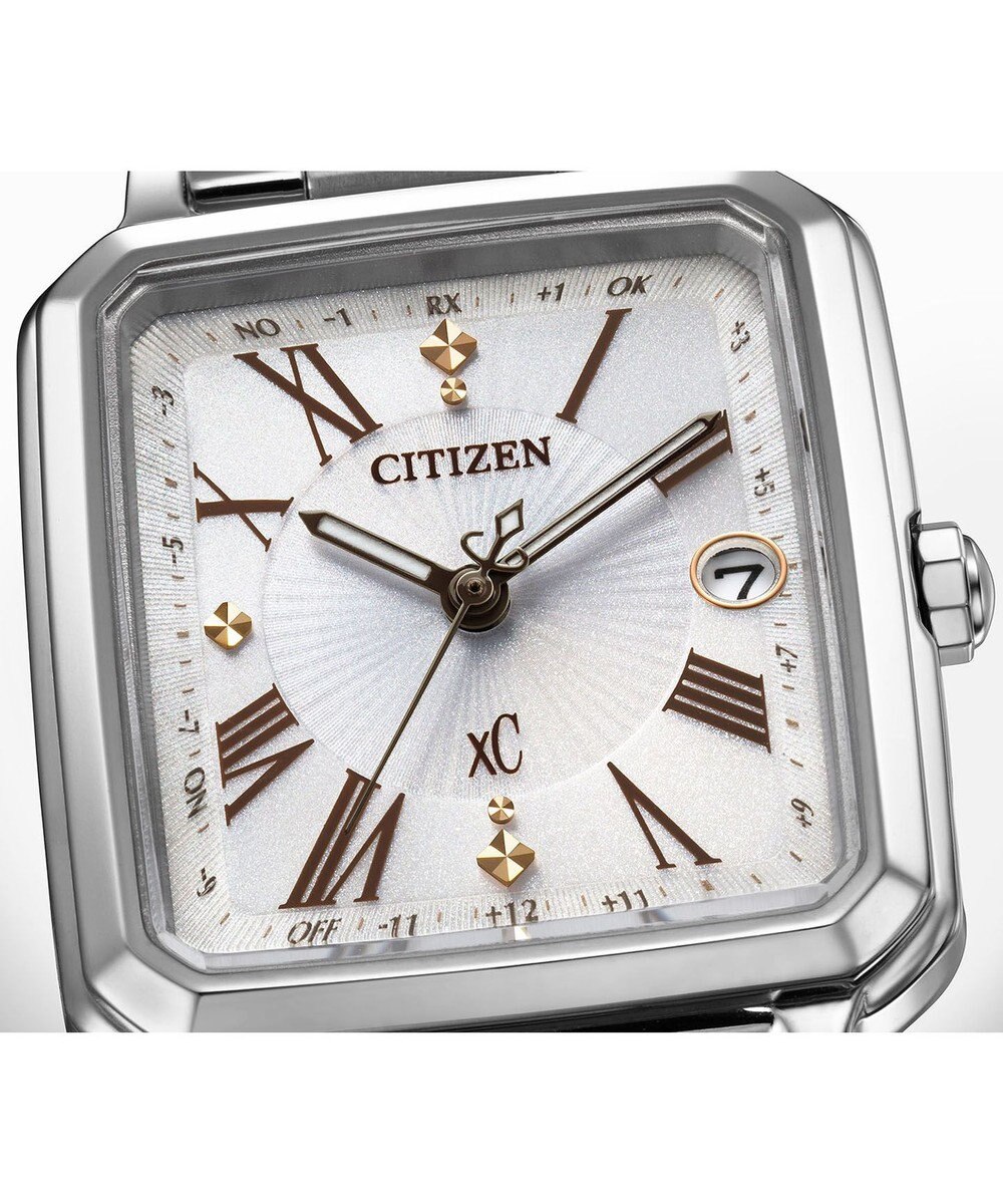 CITIZEN 【替えバンド付き電波時計】電池交換不要のスクウェア2wayモデル シルバーカラー×グレージュバンド ES9500-51A 