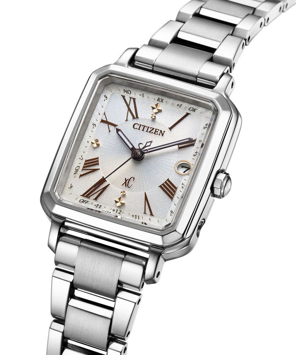 CITIZEN 【替えバンド付き電波時計】電池交換不要のスクウェア2wayモデル シルバーカラー×グレージュバンド ES9500-51A 