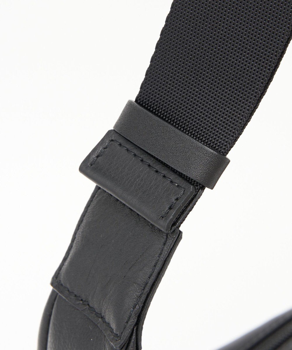 russet ＜ブランド人気No.1ショルダー＞ソフトレザーラウンドショルダーバッグ(CE-1326-WEB) 