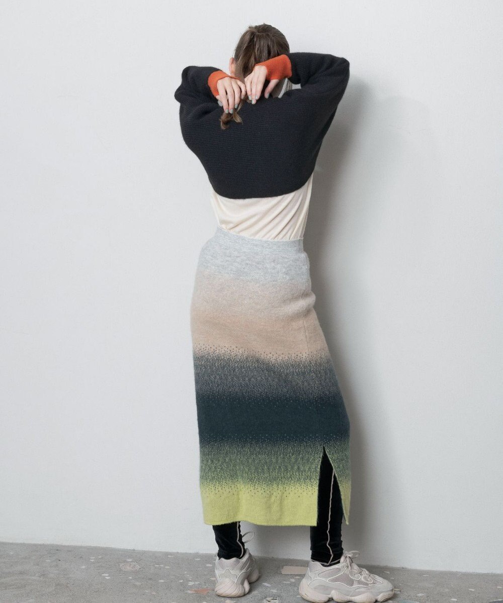 TRICOTE GRADATION SHAGGY SKIRT／グラデーションシャギースカート 
