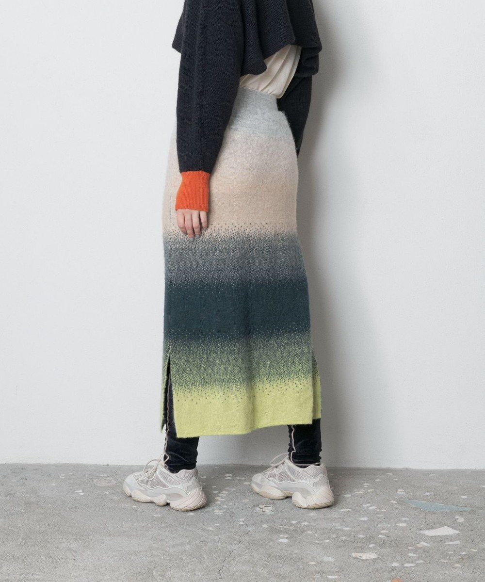 TRICOTE GRADATION SHAGGY SKIRT／グラデーションシャギースカート 