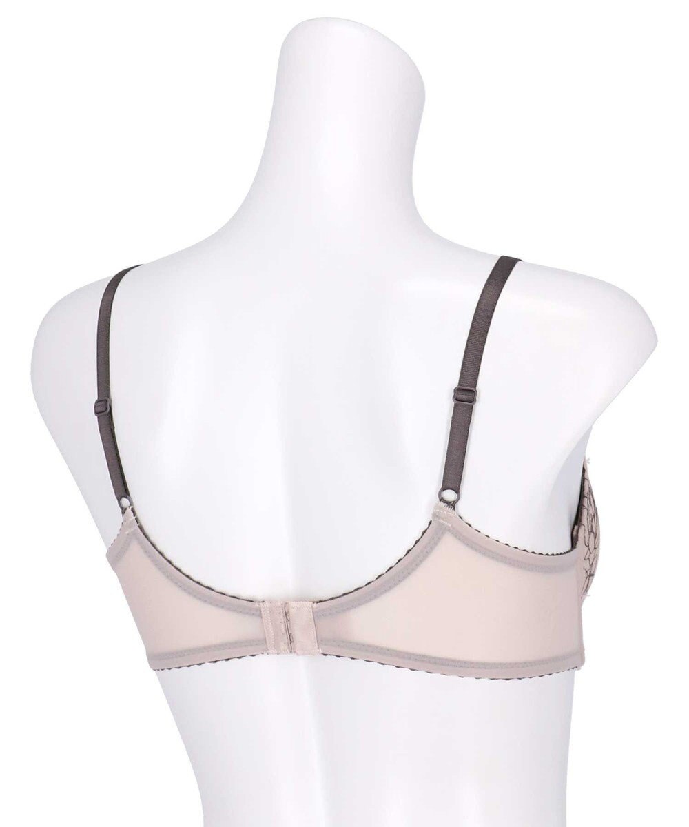 AMPHI ノンワイヤーブラ 谷間をメイク ボリュームアップ Aカップあり 【BRAGENIC ブラジェニック 盛り胸タイプ】 ブラジャー ブラ ワイヤレス BMI446 アンフィ／ワコール 