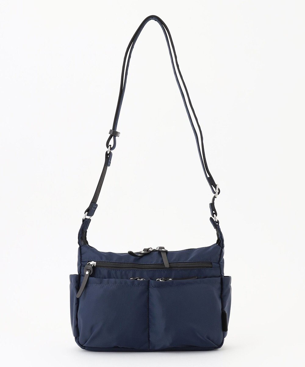 Y'SACCS トリプルポケットベーシックショルダー 