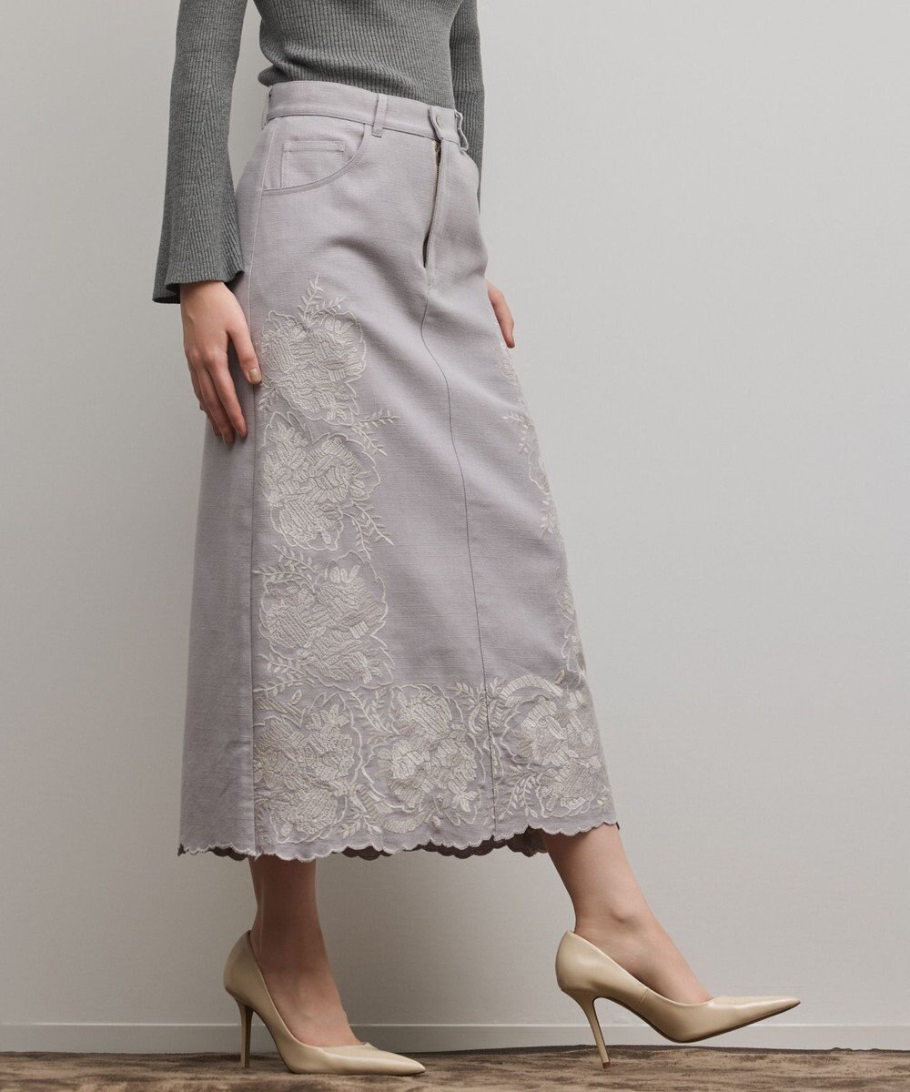 GRACE CONTINENTAL エンブロイダリータイトスカート 